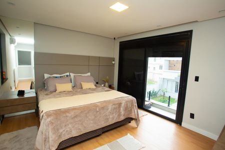 Casa de condomínio à venda com 210m², 4 quartos e 4 vagasSuíte 1