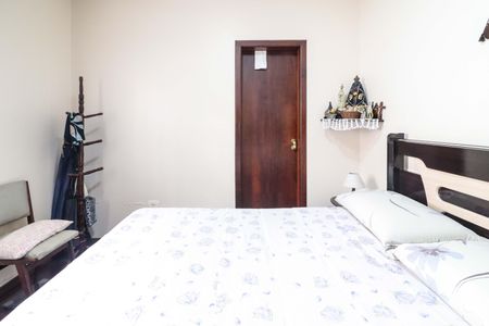 Casa à venda com 131m², 3 quartos e 3 vagas Casa à venda com 131m², 3 quartos e 3 vagasSuite