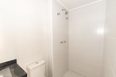 Apartamento à venda com 42m², 1 quarto e 1 vaga Apartamento à venda com 42m², 1 quarto e 1 vagaBanheiro da suíte