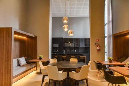 Apartamento à venda com 42m², 1 quarto e 1 vaga Apartamento à venda com 42m², 1 quarto e 1 vagaÁrea comum - Salão de festas