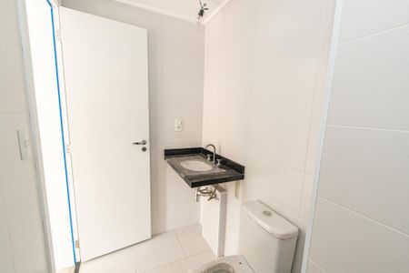 Apartamento à venda com 42m², 1 quarto e 1 vaga Apartamento à venda com 42m², 1 quarto e 1 vagaBanheiro da suíte