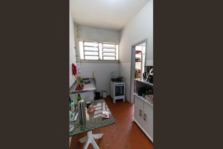 Apartamento à venda com 74m², 2 quartos e sem vaga Apartamento à venda com 74m², 2 quartos e sem vagaCozinha