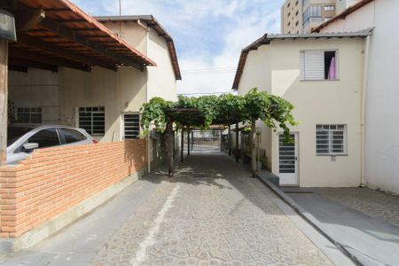 Casa de condomínio à venda com 80m², 3 quartos e 1 vagaEntrada