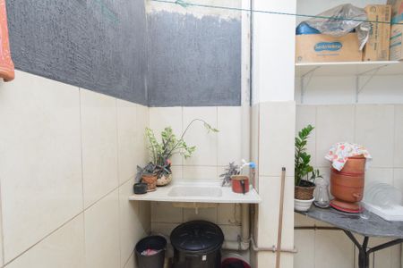 Casa de condomínio à venda com 80m², 3 quartos e 1 vagaÁrea de Serviço