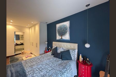 Apartamento à venda com 114m², 2 quartos e 2 vagas Apartamento à venda com 114m², 2 quartos e 2 vagasSuíte