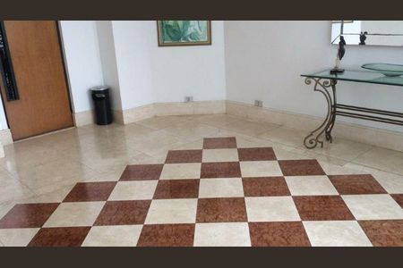 Apartamento à venda com 270m², 6 quartos e 4 vagasFoto 09