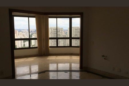 Apartamento à venda com 270m², 6 quartos e 4 vagasFoto 52