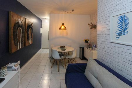 Apartamento à venda com 52m², 2 quartos e 1 vagaSala