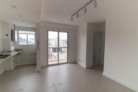 Apartamento à venda com 46m², 2 quartos e sem vaga Apartamento à venda com 46m², 2 quartos e sem vagaSala
