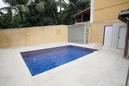 Casa de condomínio à venda com 120m², 4 quartos e 1 vaga Casa de condomínio à venda com 120m², 4 quartos e 1 vagaÁrea comum