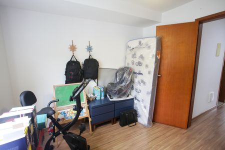 Casa de condomínio à venda com 120m², 4 quartos e 1 vaga Casa de condomínio à venda com 120m², 4 quartos e 1 vagaQuarto 1