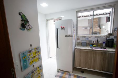 Casa de condomínio à venda com 120m², 4 quartos e 1 vaga Casa de condomínio à venda com 120m², 4 quartos e 1 vagaCozinha