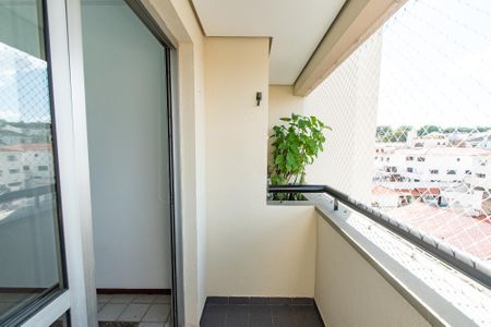 Apartamento à venda com 73m², 2 quartos e 1 vagaVaranda