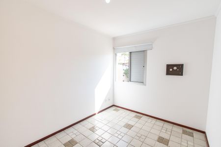 Apartamento à venda com 73m², 2 quartos e 1 vagaQuarto 2