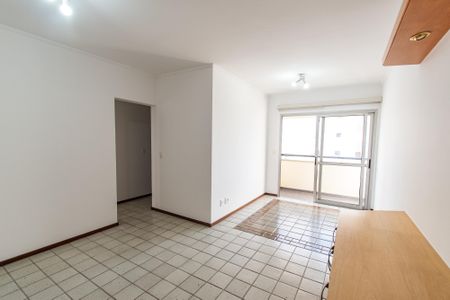 Apartamento à venda com 73m², 2 quartos e 1 vagaSala