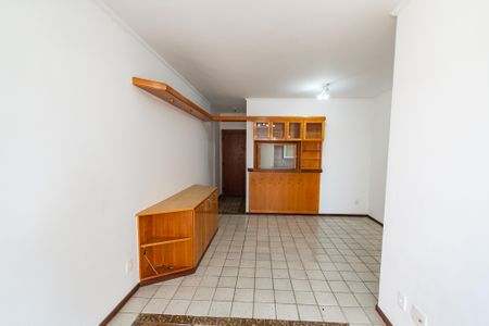 Apartamento à venda com 73m², 2 quartos e 1 vagaSala