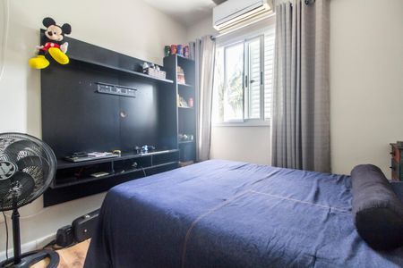 Casa à venda com 170m², 3 quartos e 2 vagasQuarto