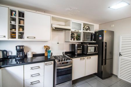 Casa à venda com 170m², 3 quartos e 2 vagasCozinha