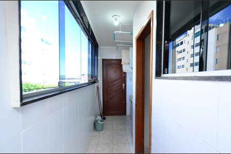 Apartamento à venda com 118m², 3 quartos e 2 vagasArea serviço