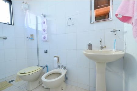 Apartamento à venda com 118m², 3 quartos e 2 vagasBanheiro suite