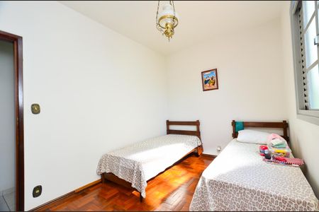 Apartamento à venda com 118m², 3 quartos e 2 vagasQuarto 1