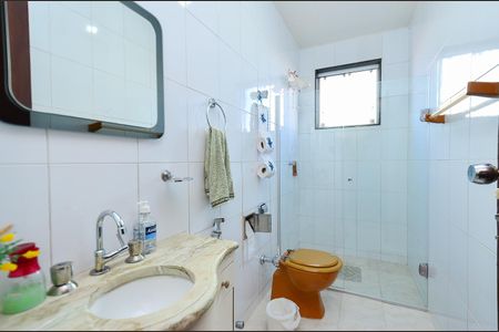 Apartamento à venda com 118m², 3 quartos e 2 vagasBanheiro social