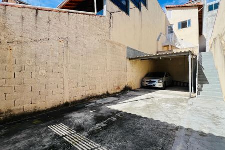 Casa de condomínio à venda com 55m², 1 quarto e 1 vaga Casa de condomínio à venda com 55m², 1 quarto e 1 vagaGaragem