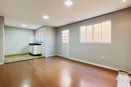 Casa de condomínio à venda com 55m², 1 quarto e 1 vaga Casa de condomínio à venda com 55m², 1 quarto e 1 vagaSala