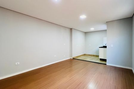 Casa de condomínio à venda com 55m², 1 quarto e 1 vaga Casa de condomínio à venda com 55m², 1 quarto e 1 vagaSala