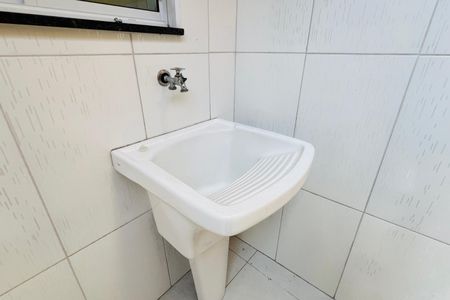 Casa de condomínio à venda com 55m², 1 quarto e 1 vaga Casa de condomínio à venda com 55m², 1 quarto e 1 vagaÁrea de Serviço