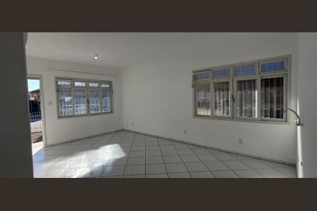 Casa para alugar com 60m², 2 quartos e sem vagaSala/Cozinha