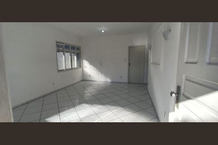 Casa para alugar com 60m², 2 quartos e sem vagaSala/Cozinha