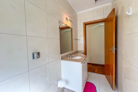 Casa à venda com 270m², 3 quartos e 4 vagas Casa à venda com 270m², 3 quartos e 4 vagasBanheiro Social