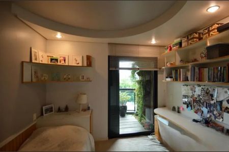 Apartamento à venda com 256m², 4 quartos e 4 vagas Apartamento à venda com 256m², 4 quartos e 4 vagasFoto 01