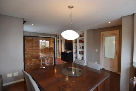 Apartamento à venda com 256m², 4 quartos e 4 vagas Apartamento à venda com 256m², 4 quartos e 4 vagasFoto 01