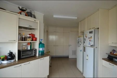 Apartamento à venda com 256m², 4 quartos e 4 vagas Apartamento à venda com 256m², 4 quartos e 4 vagasFoto 01