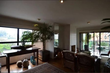 Apartamento à venda com 256m², 4 quartos e 4 vagas Apartamento à venda com 256m², 4 quartos e 4 vagasFoto 01