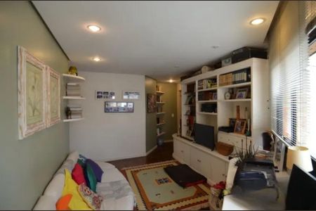 Apartamento à venda com 256m², 4 quartos e 4 vagas Apartamento à venda com 256m², 4 quartos e 4 vagasFoto 01