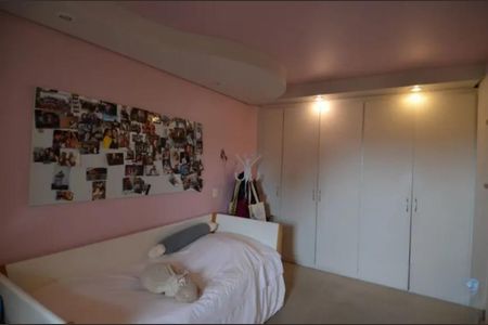 Apartamento à venda com 256m², 4 quartos e 4 vagas Apartamento à venda com 256m², 4 quartos e 4 vagasFoto 01