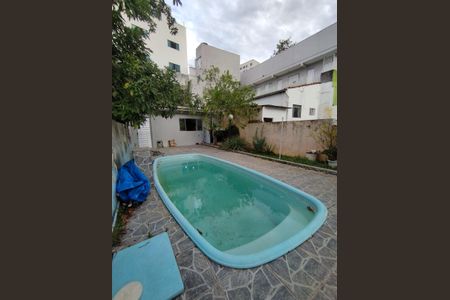 Casa para alugar com 440m², 5 quartos e 4 vagasÁrea Externa