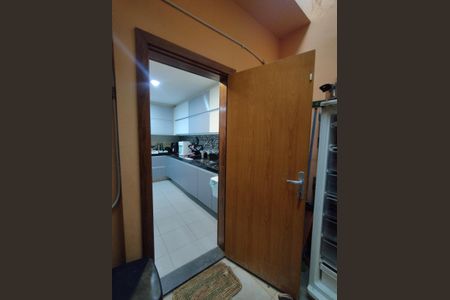 Casa para alugar com 440m², 5 quartos e 4 vagasÁrea de Serviço