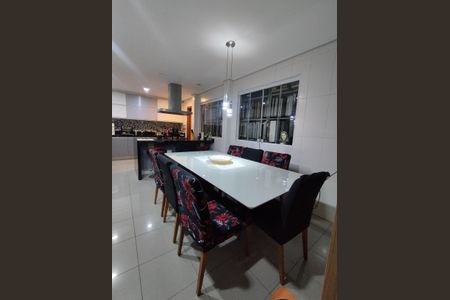 Casa para alugar com 440m², 5 quartos e 4 vagasCopa