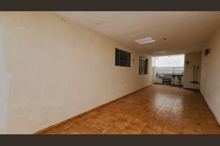 Casa à venda com 162m², 3 quartos e 3 vagasGaragem