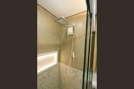 Apartamento à venda com 80m², 2 quartos e sem vagaBanheiro da Suíte