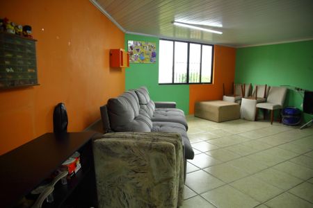 Casa à venda com 270m², 4 quartos e 3 vagasSala 2