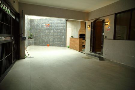 Casa à venda com 270m², 4 quartos e 3 vagasÁrea comum