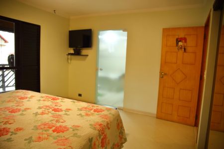 Casa à venda com 270m², 4 quartos e 3 vagasSuíte