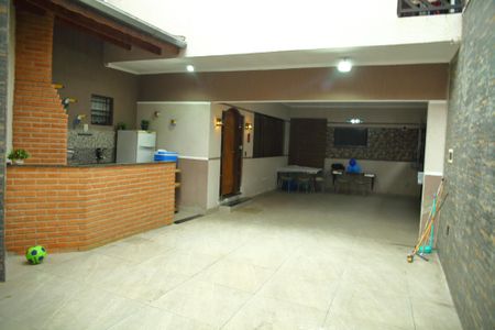 Casa à venda com 270m², 4 quartos e 3 vagasÁrea comum