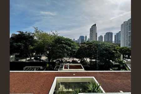 Apartamento à venda com 175m², 4 quartos e 3 vagasVista