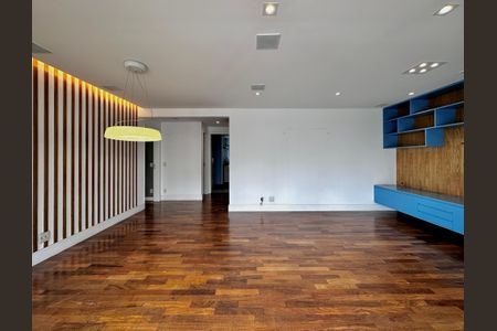 Apartamento à venda com 175m², 4 quartos e 3 vagasSala